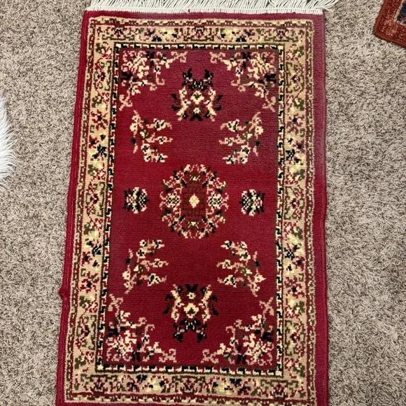 Vintage Area Rug - Picture 6 of 6